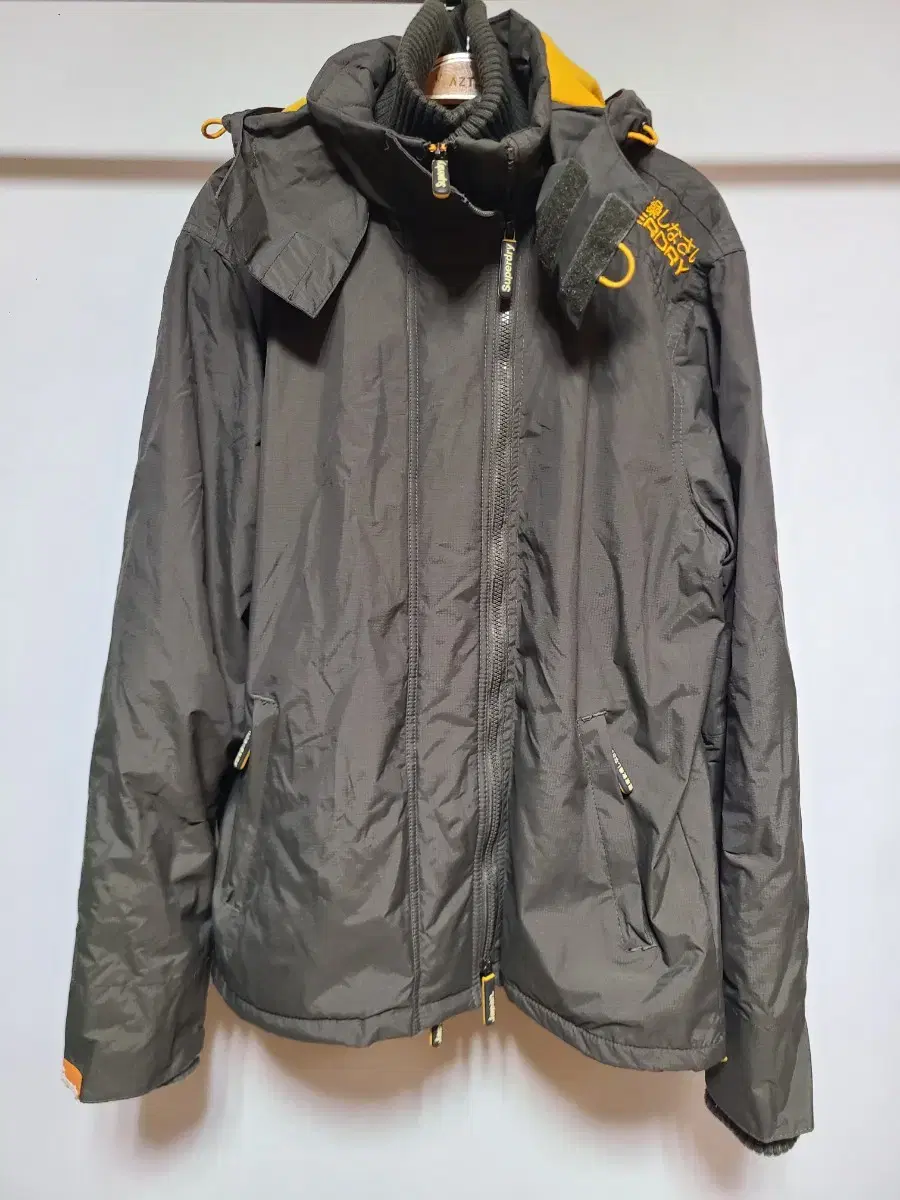 Superdry Windproof Jacket L