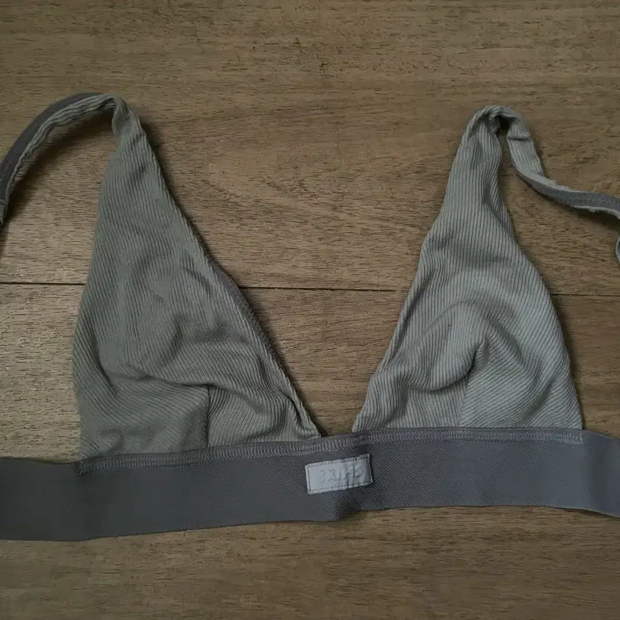 스킴스 브라 SKIMS bralette