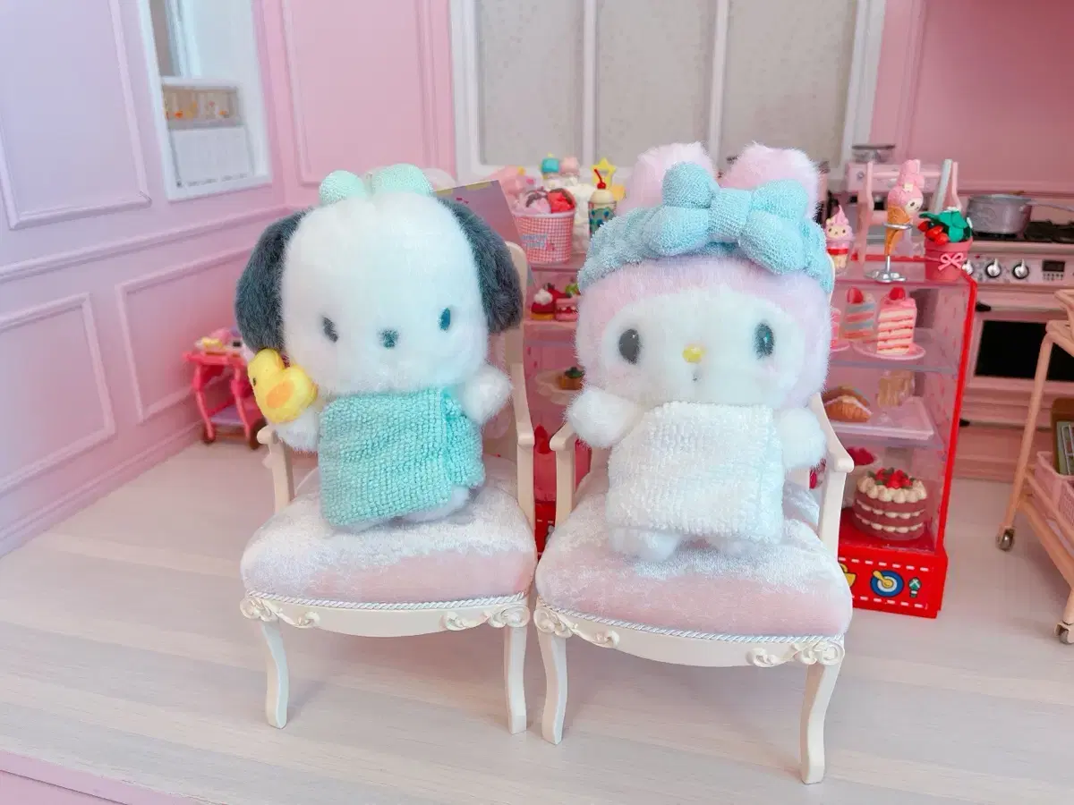 Onsen Pochako/My Melody Dolls