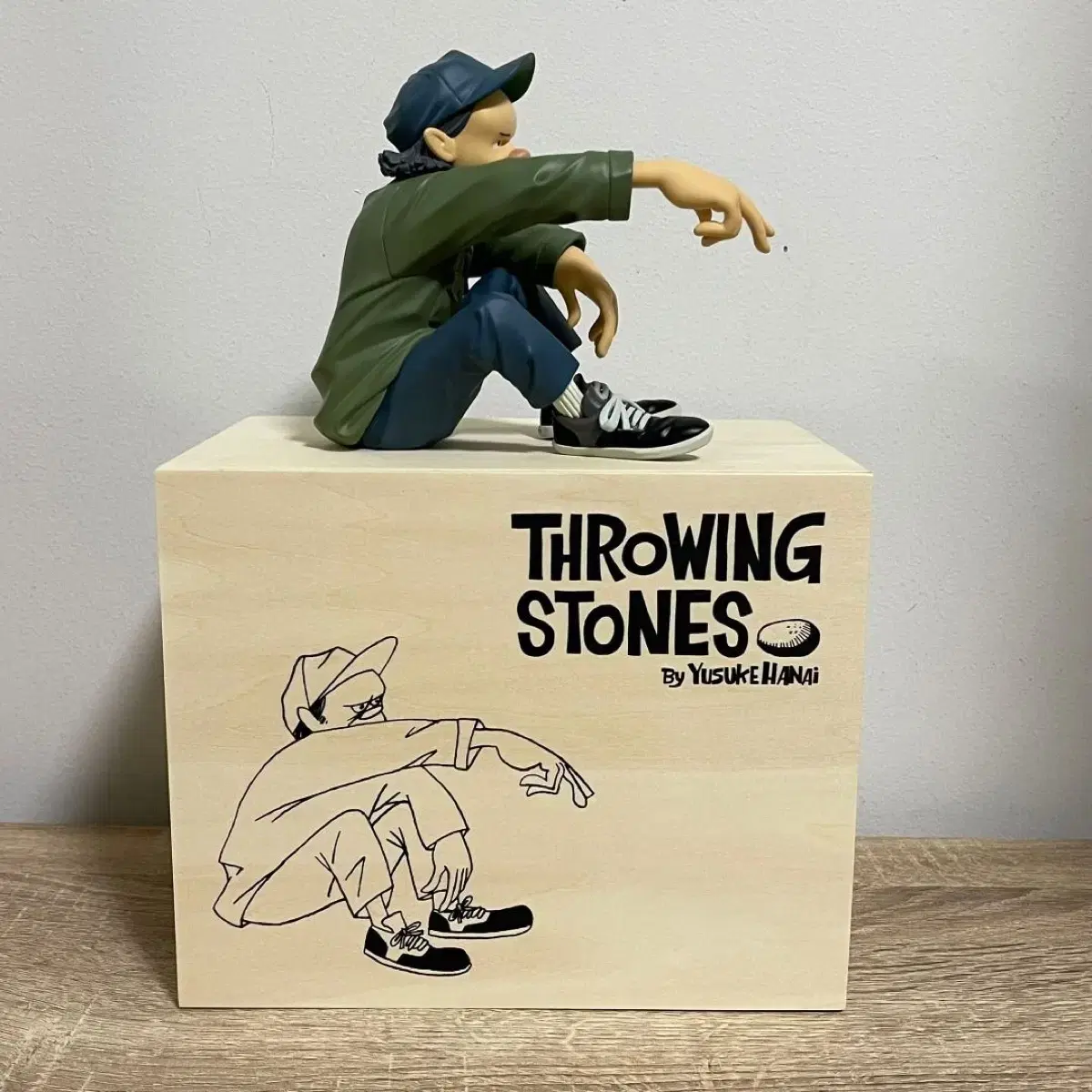 하나이 유스케 Throwing Stones 아트토이