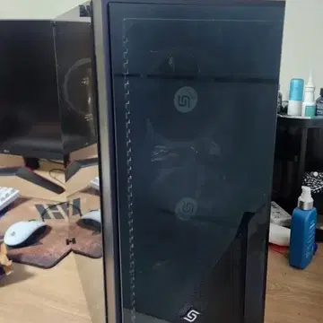 ⭕️最安 i7-8700 GTX1070 SSD 256 メ16 ゲーミングPC i7 8700 ⭕️最安 i7-8700 GTX1070 SSD 256 メ16 ゲーミングPC i7 8700