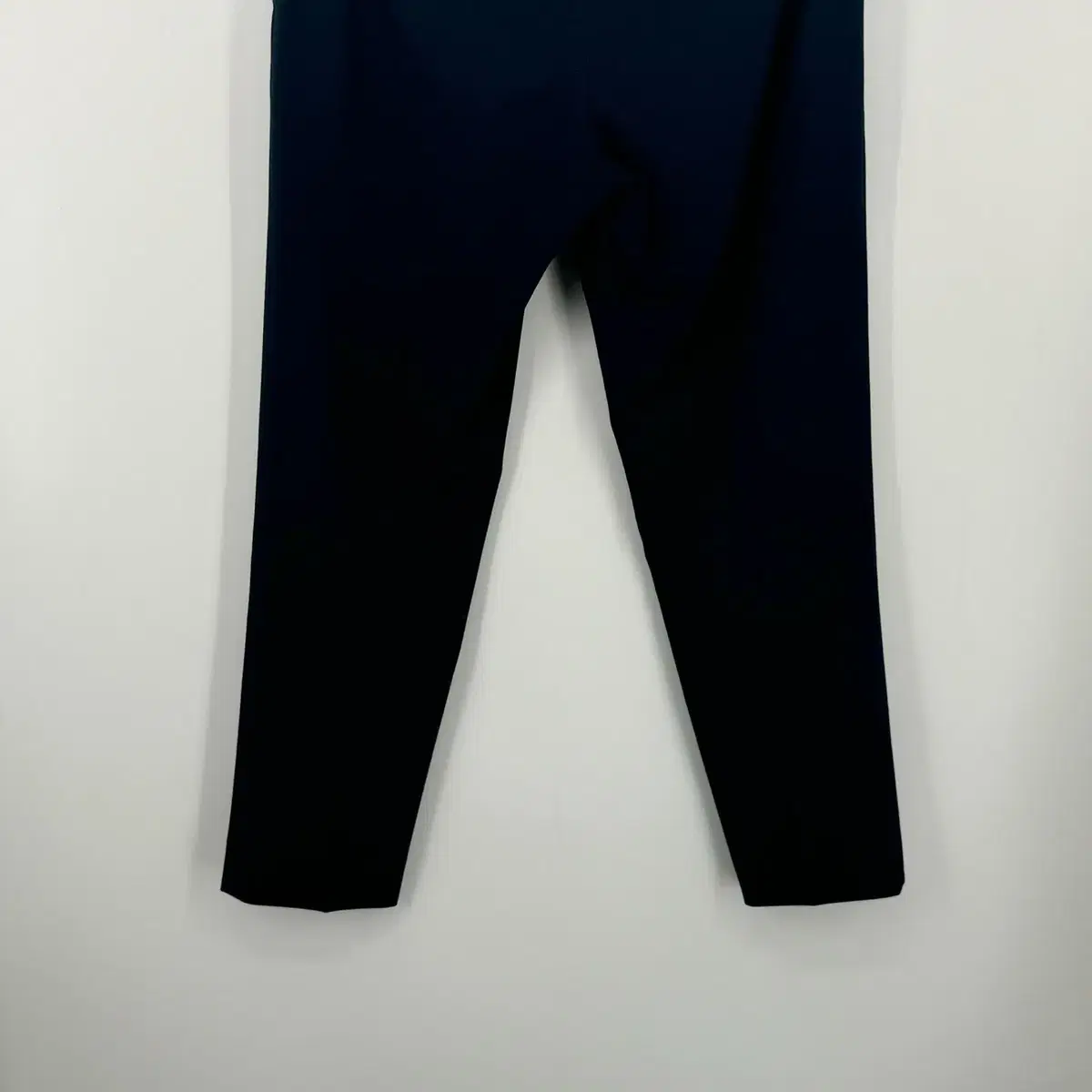 지오다노 면바지 슬림핏 (76 size / NAVY)