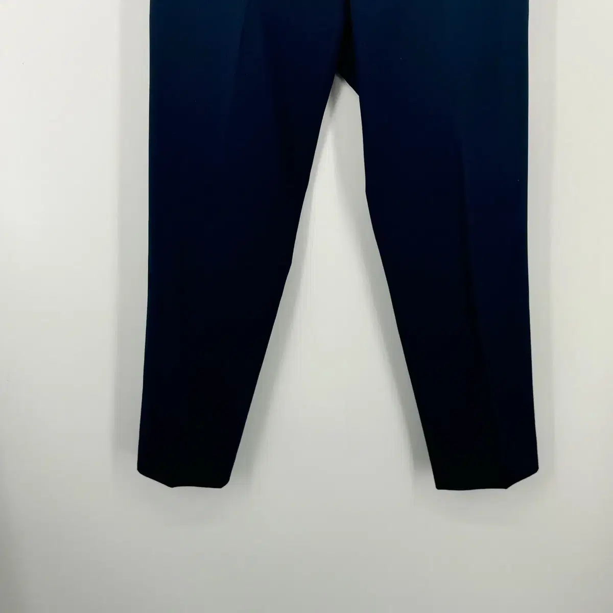 지오다노 면바지 슬림핏 (76 size / NAVY)