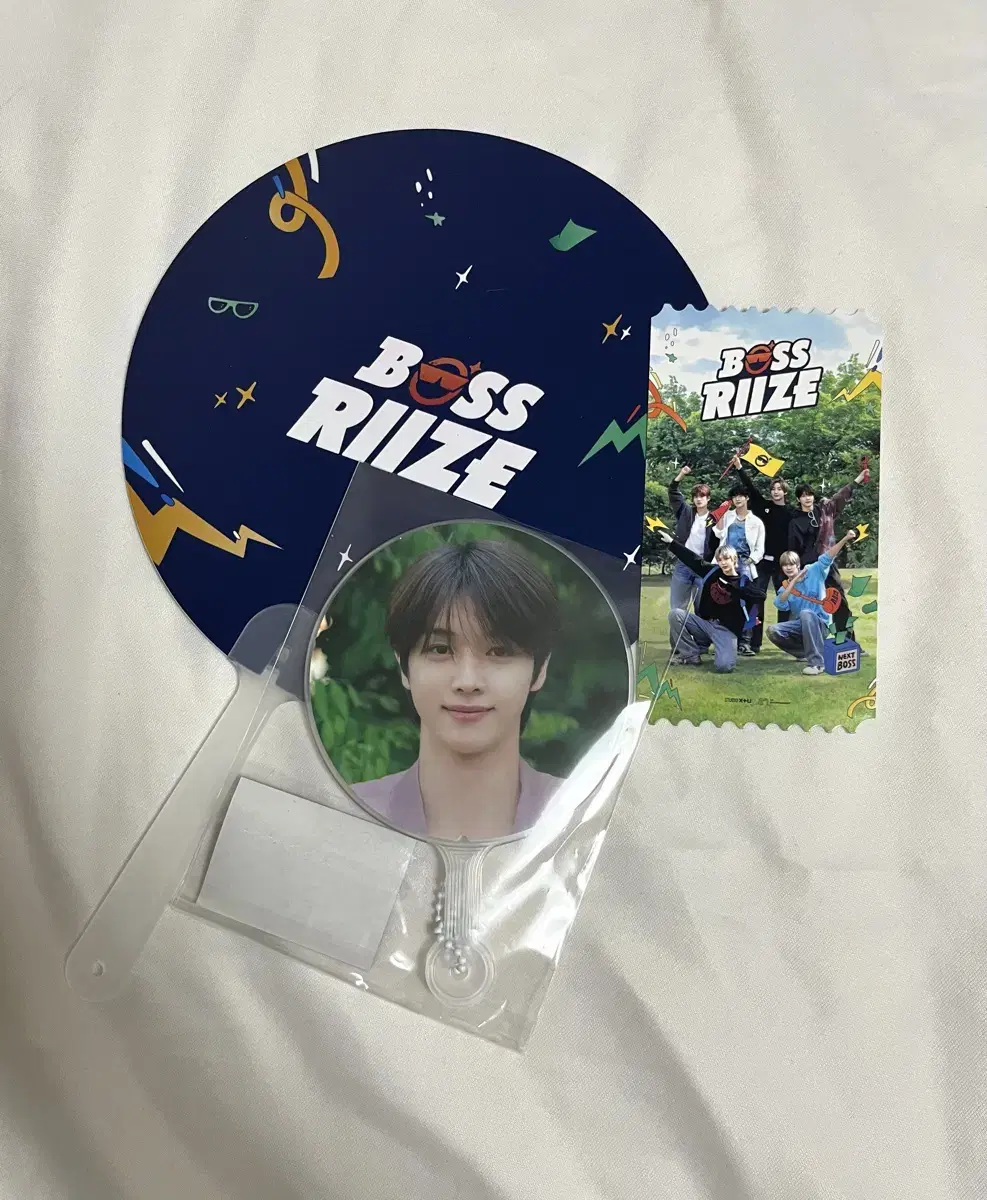 Bossrise sungchan picket keyring (unsealed)/Bossrise fan/Bossrise pop up ticket