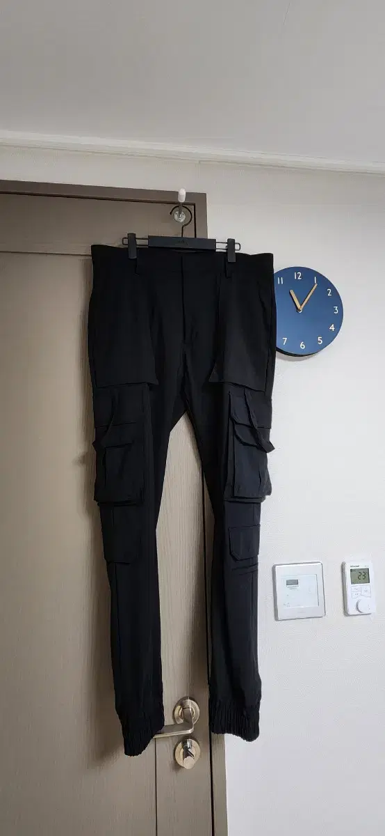 Junge 21SS Multipocket Jogger Pants