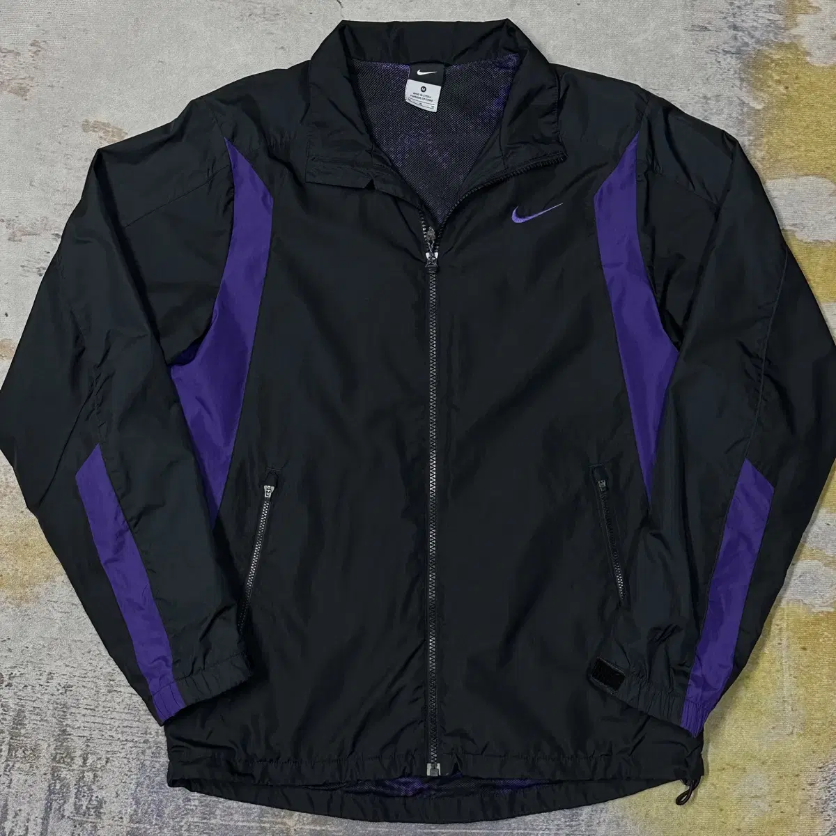 Nike Swoosh Nylon Windbreaker 95