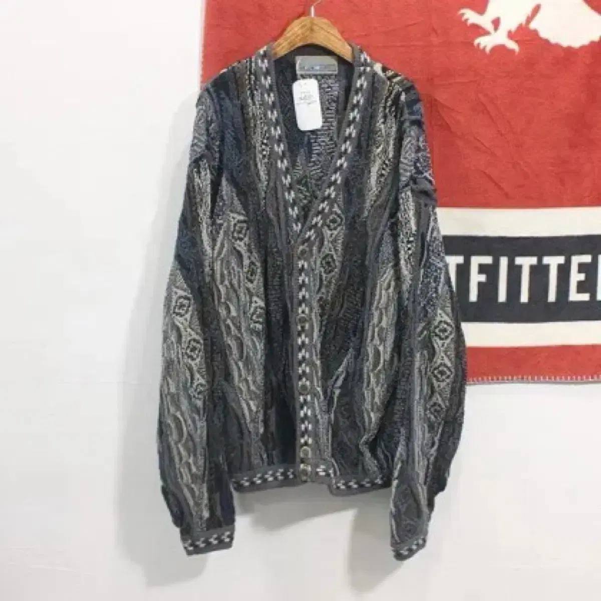 Old Country Kuzimat Cable Knit Cardigan