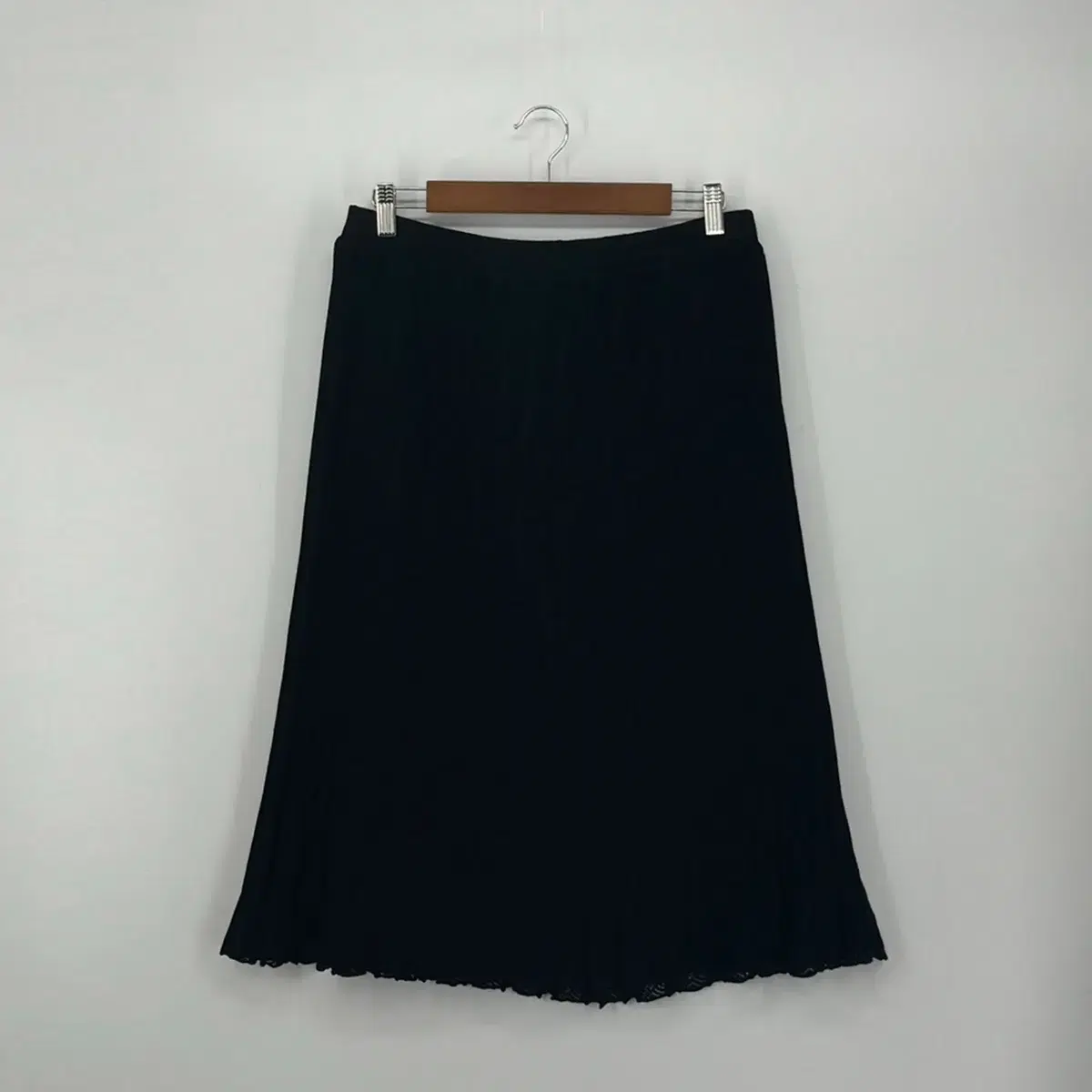 Vintage lace midi skirt (75 size / BLACK)