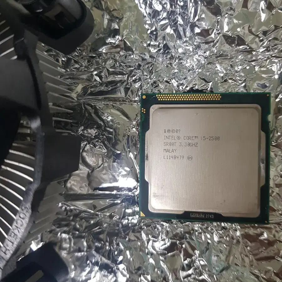 씨피유 i5 2500 램ddr3 2g 두개 기본쿨러