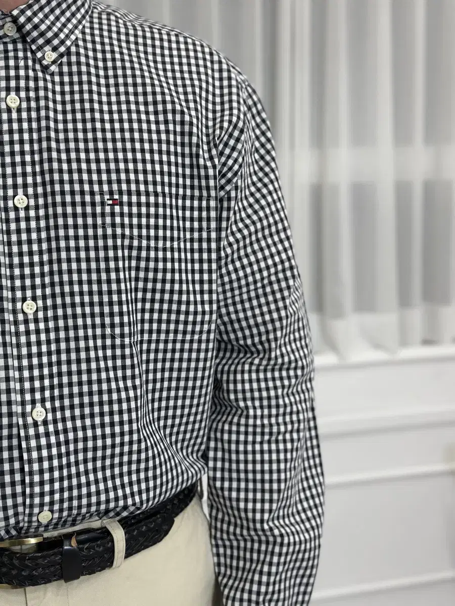 [110] Tommy Hilfiger Black Gingham Check Poplin Shirt