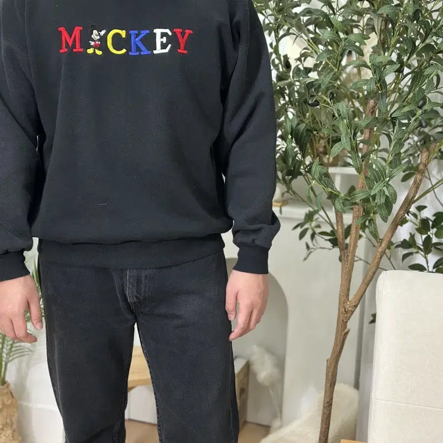 [XL] Hanes 헤인즈 Mickey 블랙 맨투맨 USA made