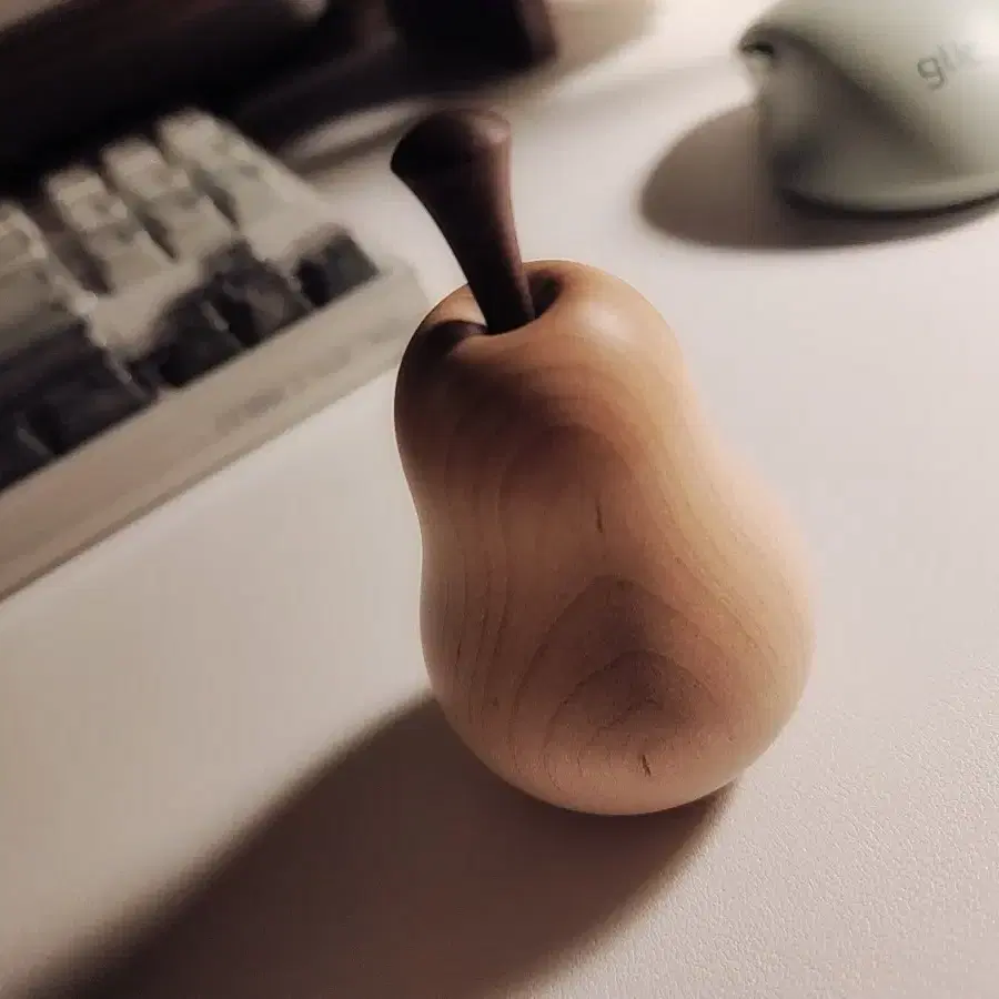 빈공간 pear object 서양배 원목 우드 오브제