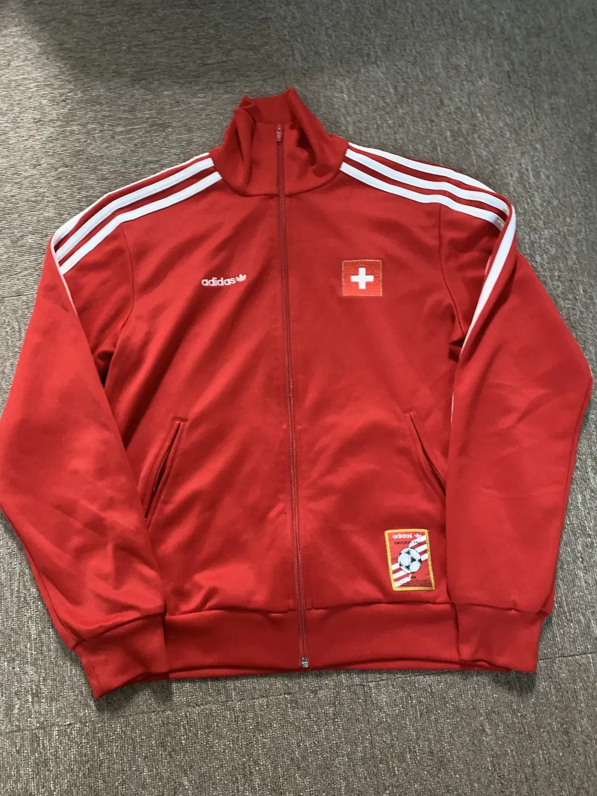 95) Adidas Adidas 2008 Swiss Jersey Track Top