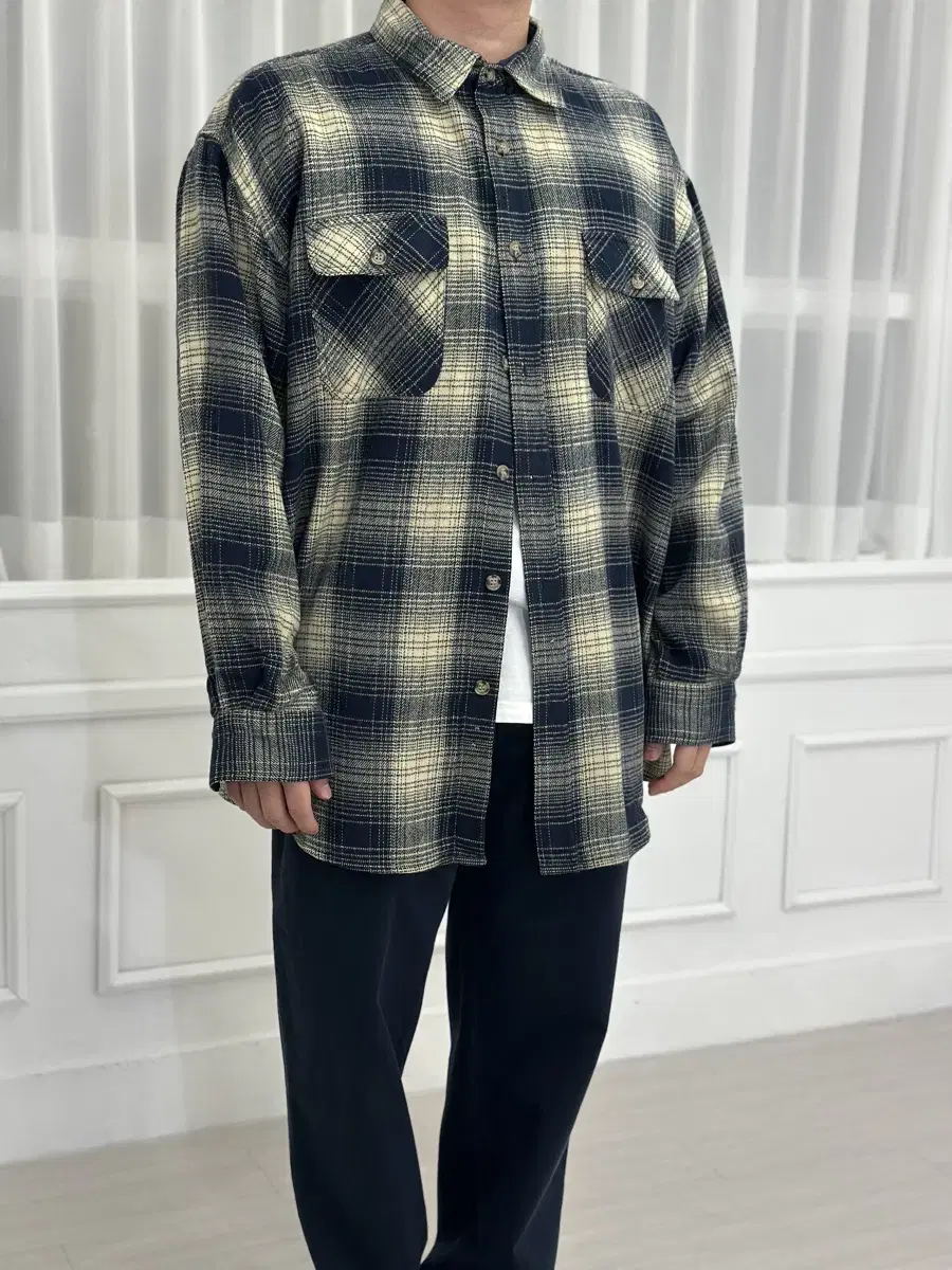 [120] Ash Creek trading checked flannel shirt