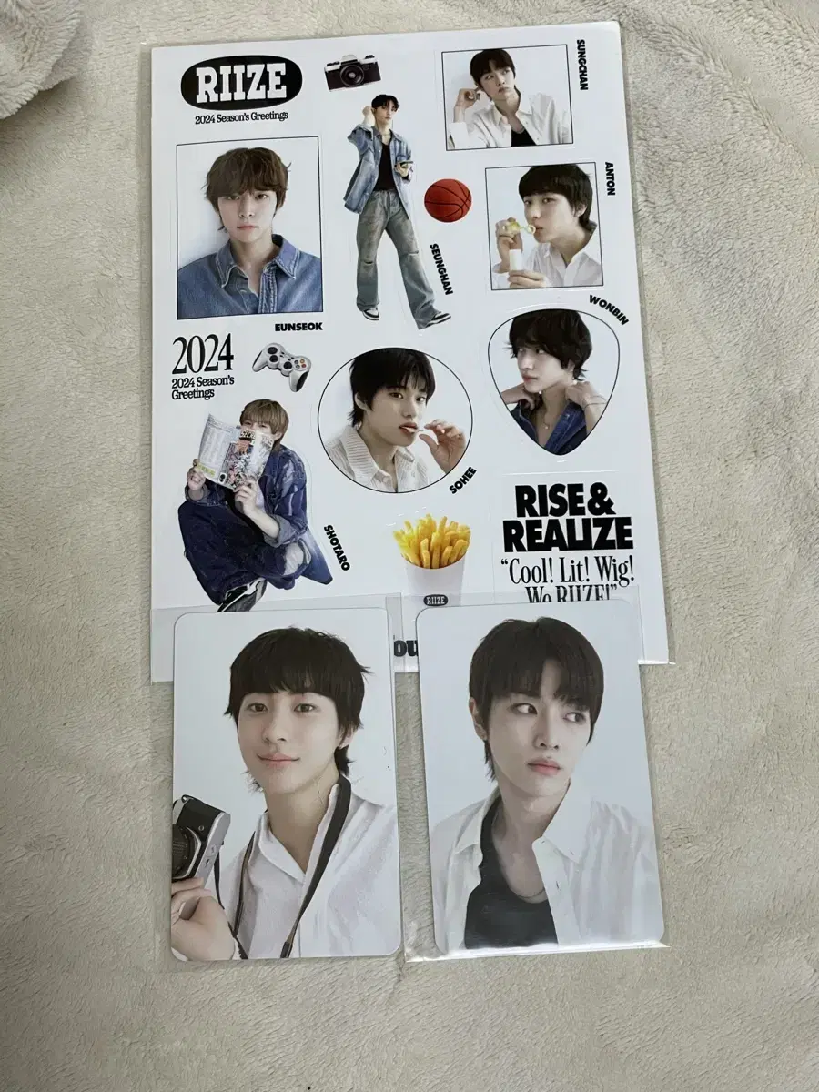 Rize 2024 season's greetings seasons greetings sticker unsealed, sungchan chanyoung photocard