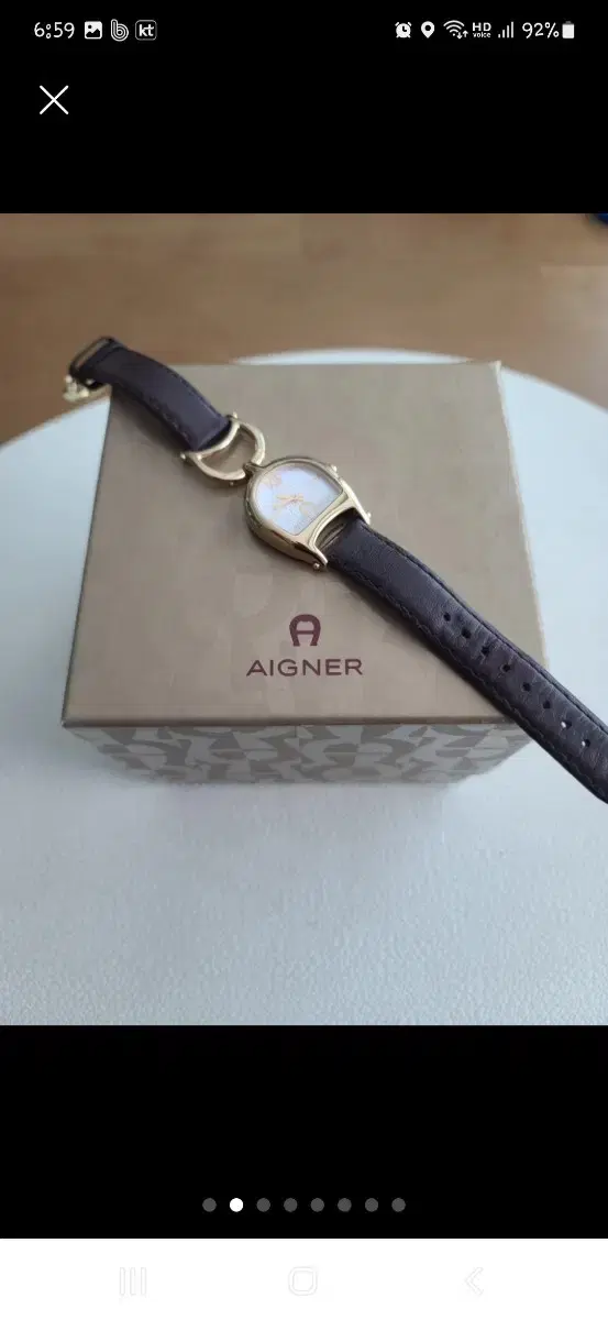 Watch EignerWomenLeatherWatch Full BoxGenuine