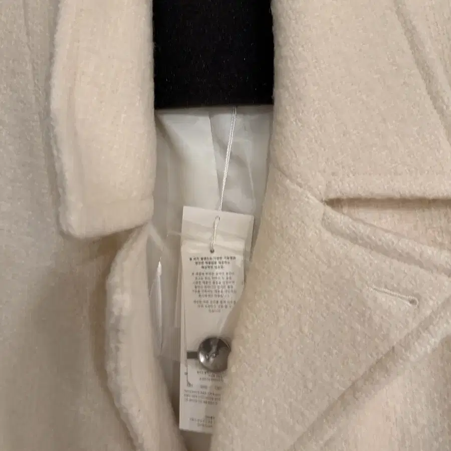 아바몰리 코트 FANCY TAILORED DOUBLE COAT