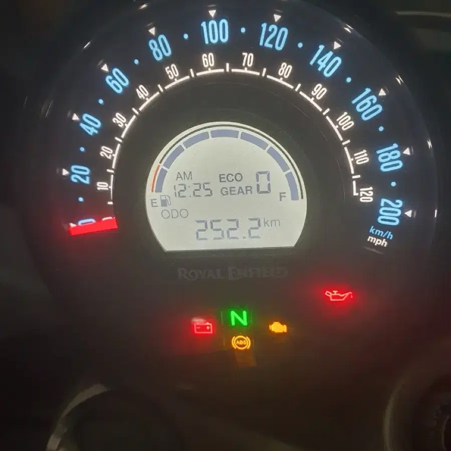 로얄엔필드 슈퍼메테오650   252km 새상품