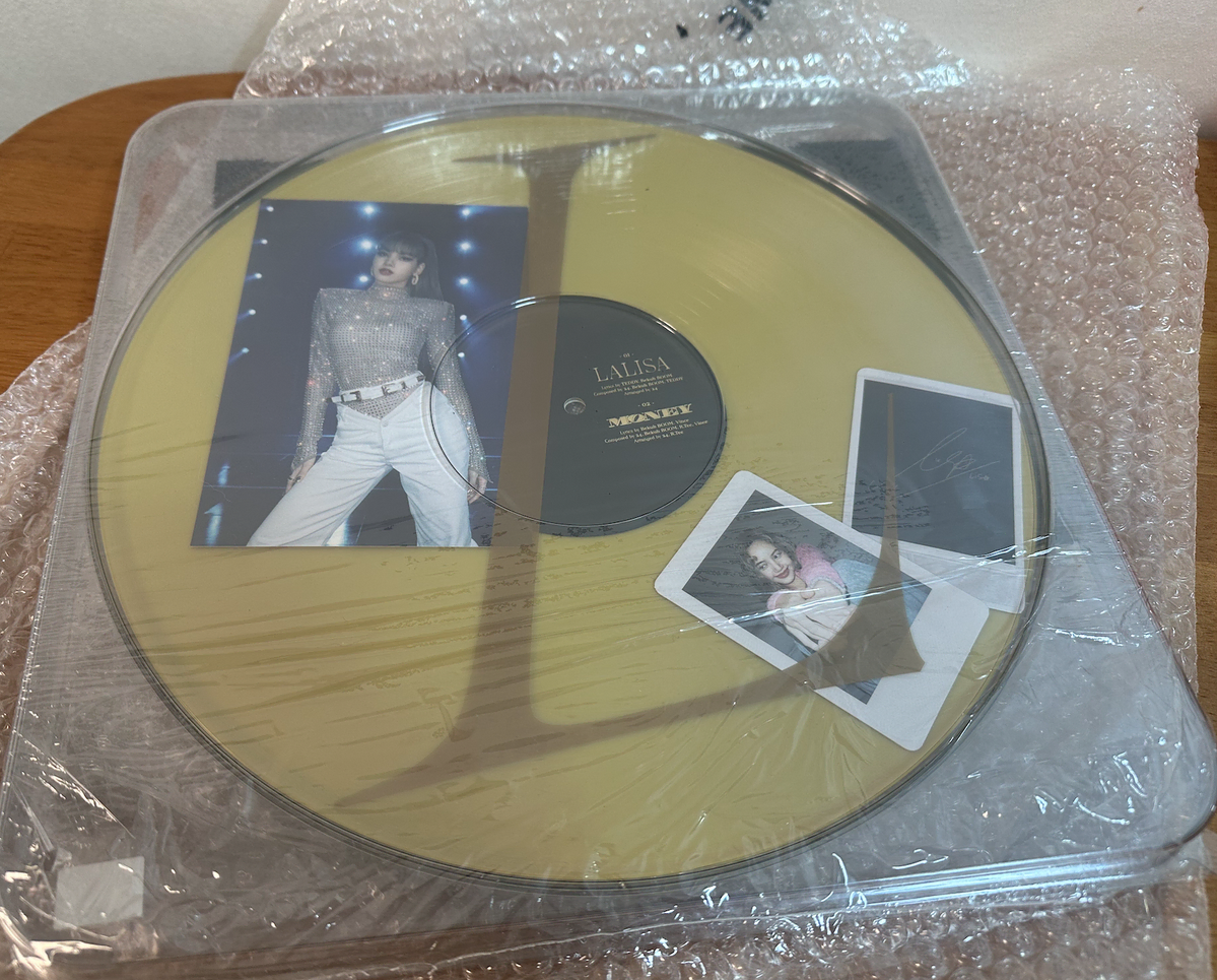 블랙핑크 리사  골드 LP LALISA GOLD VINYL(스페셜 한정)