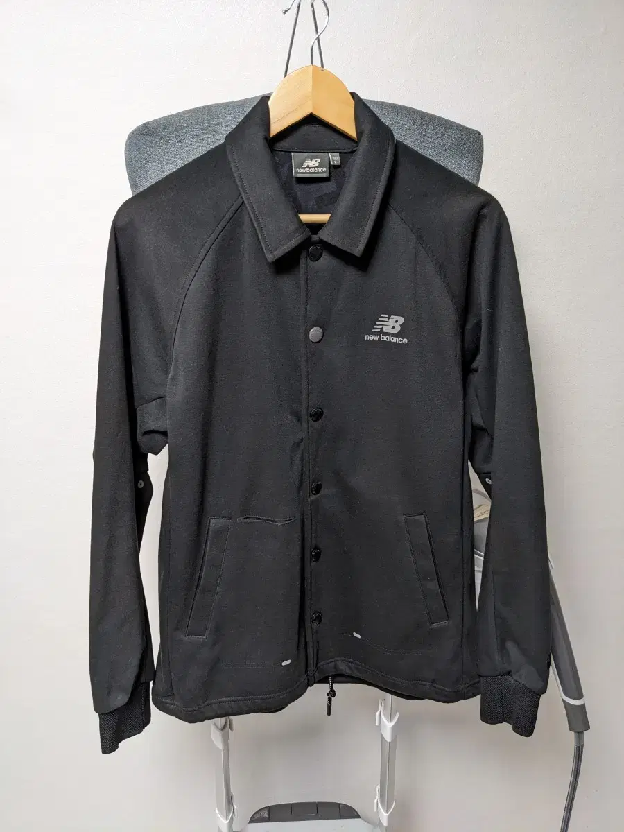 100% New Balance Coach Jacket