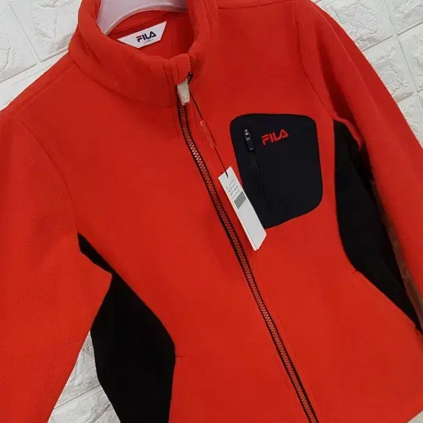 FILA 집업 점퍼 키즈145 (미착용.휠라.플리스소재)