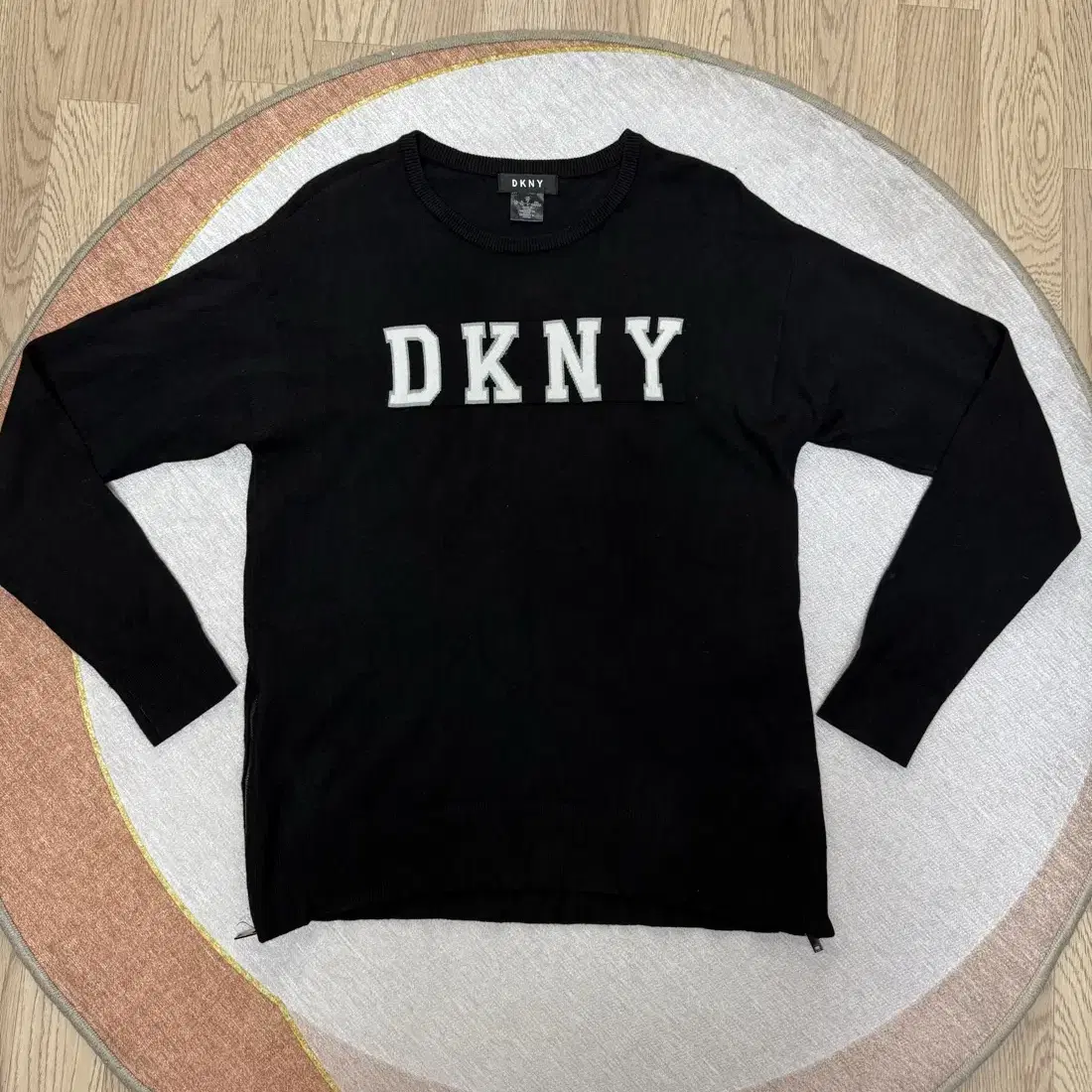 DKNY 여성 니트 티셔츠 XS사이즈