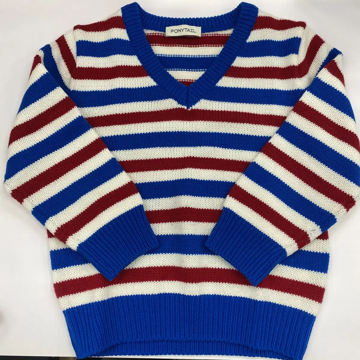 [포니테일] Papillon stripe vneck knit