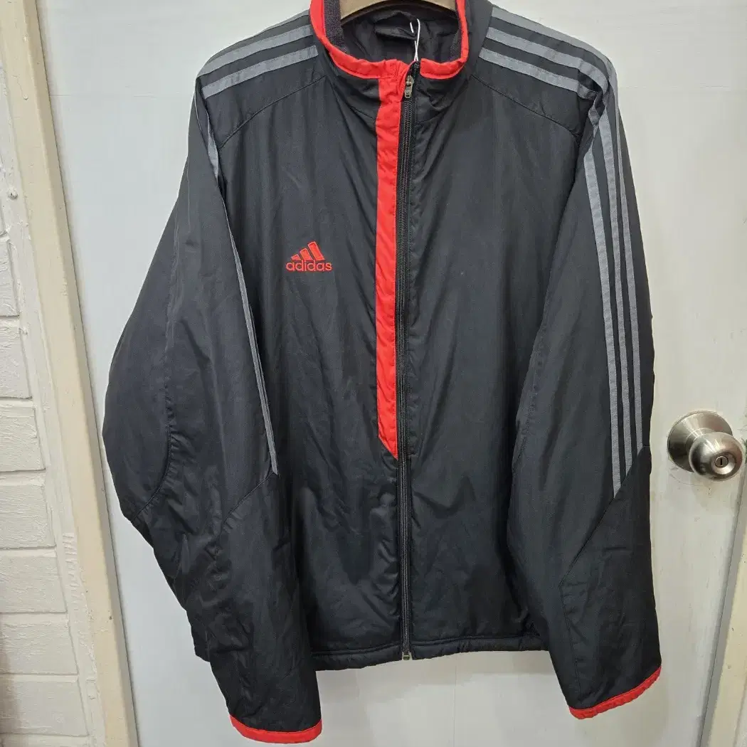 105,XL )) adidas 아디다스 두꺼운 점퍼! 뜨듯하고 짱좋아요