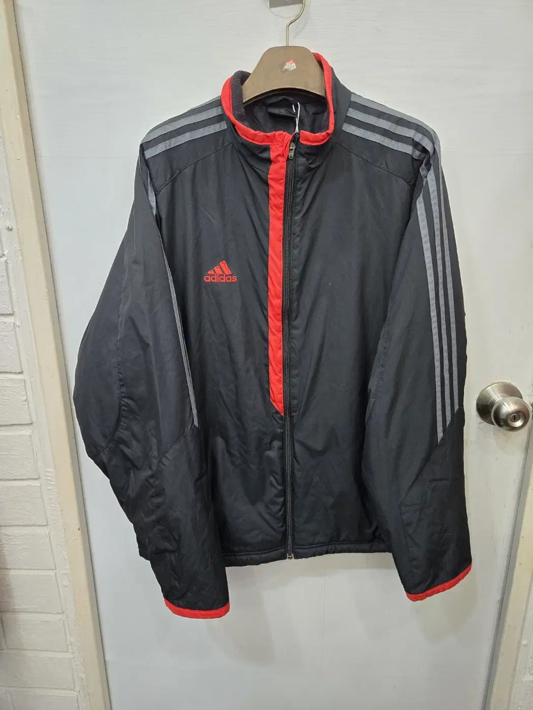 105,XL )) adidas Thick jumper from adidas! It's warm and great!