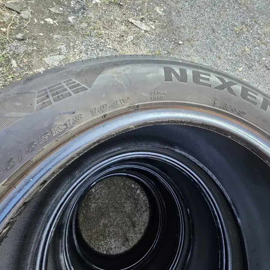 235/55R18 넥센 중고타이어 저렴하게 팝니다