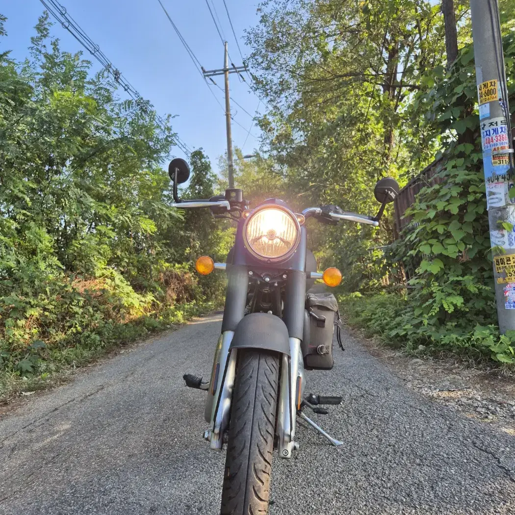 로얄엔필드 클래식350/22년식/6천km/도색차량