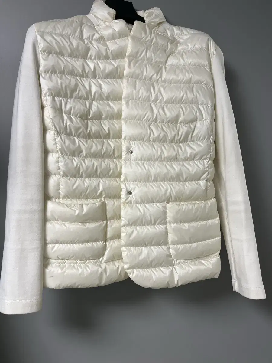 [Genuine] Moncler Lightweight Padded M