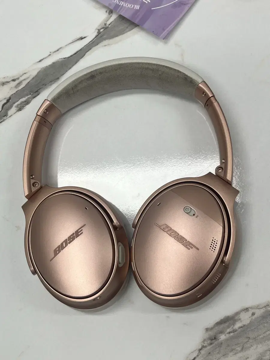 보스 헤드셋 qc35 로즈골드 색상 판매합니다