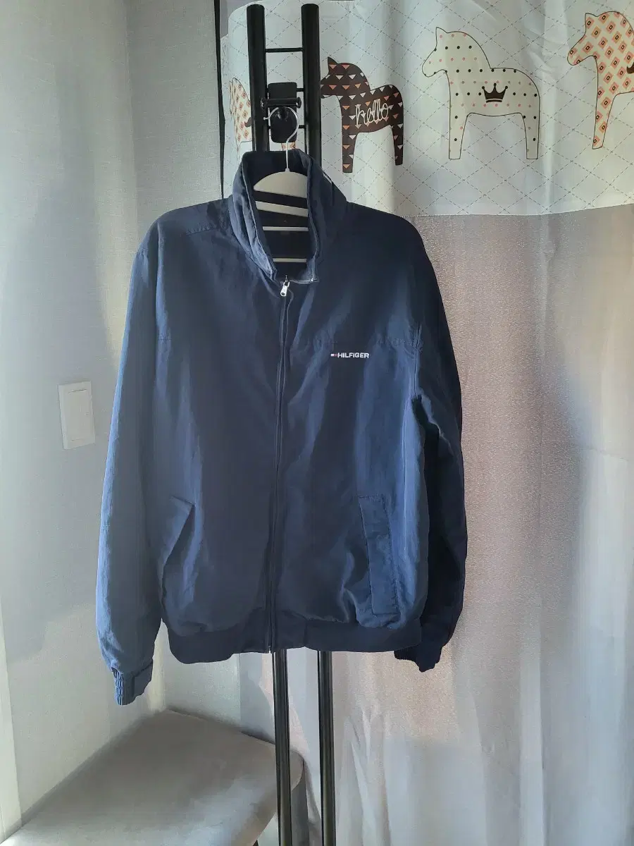 Tommy Hilfiger Men's Windbreaker Jacket M