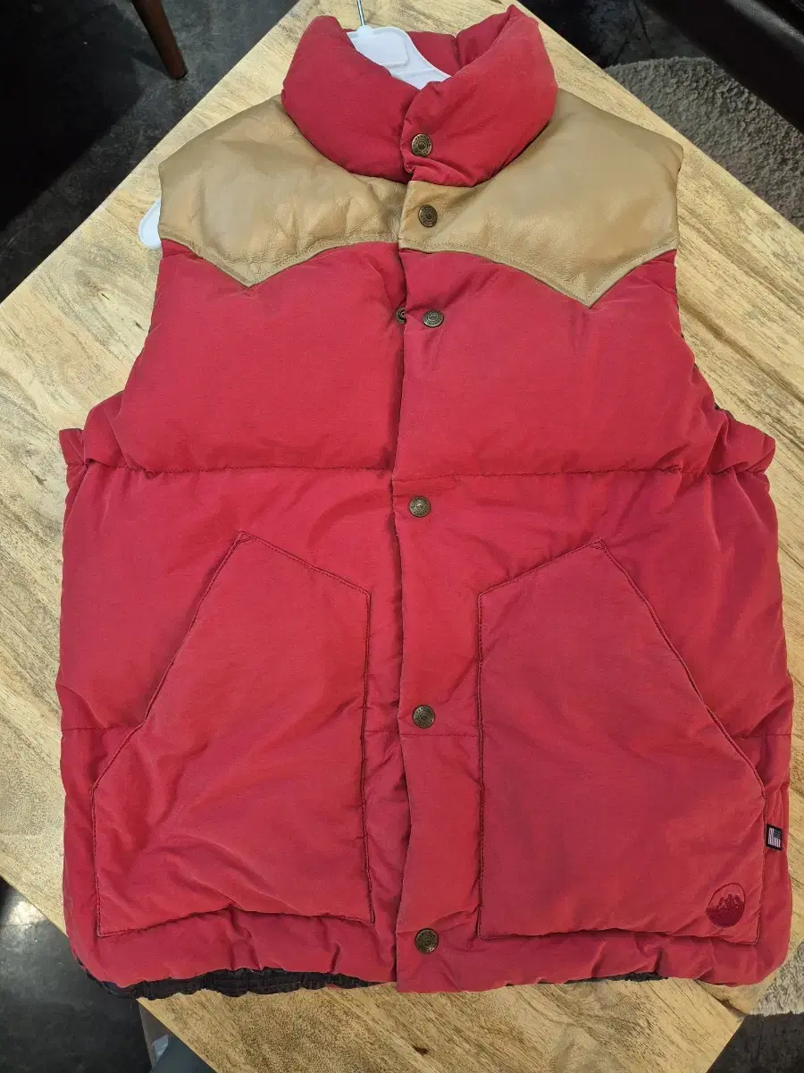 Fanfield Padded Vest