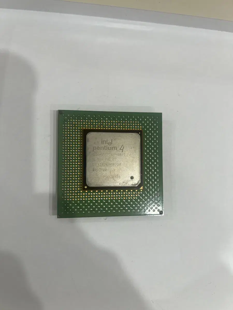 인텔 펜티엄4 오래된 구형 옛날 컴퓨터 cpu