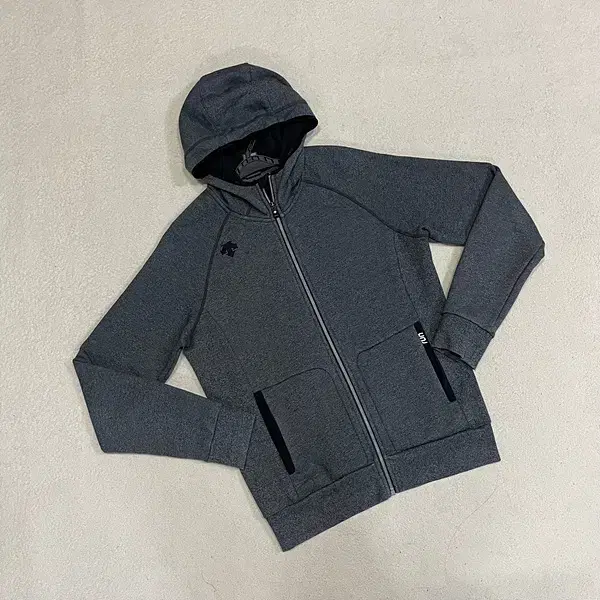 L Descent Hooded Zip-up Jacket B.2623