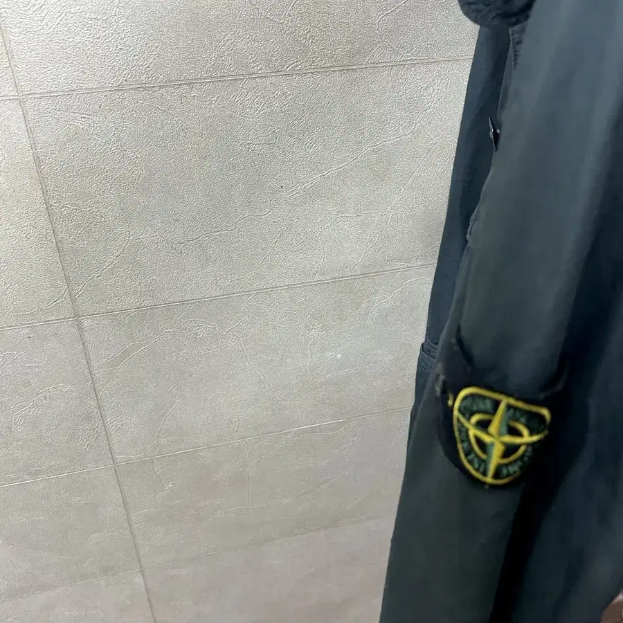 [STONE ISLAND] 스톤아일랜드 와펜 패치 포켓 셔츠자켓