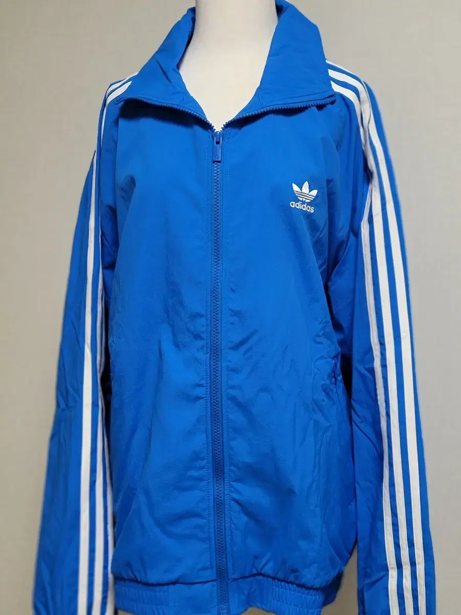 Original/New) Adidas Woven Firebird Tracktop