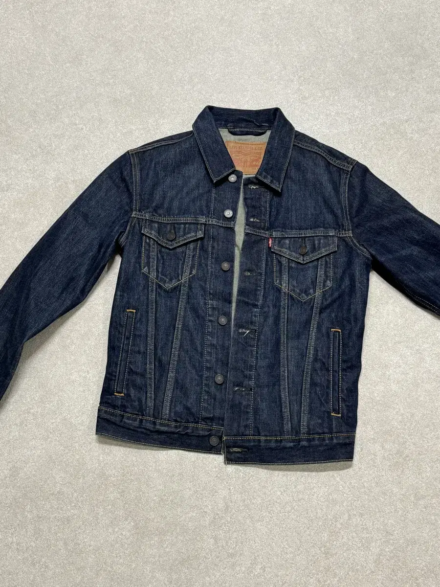 Levi's Jeans Jacket (Size S/Unisex)