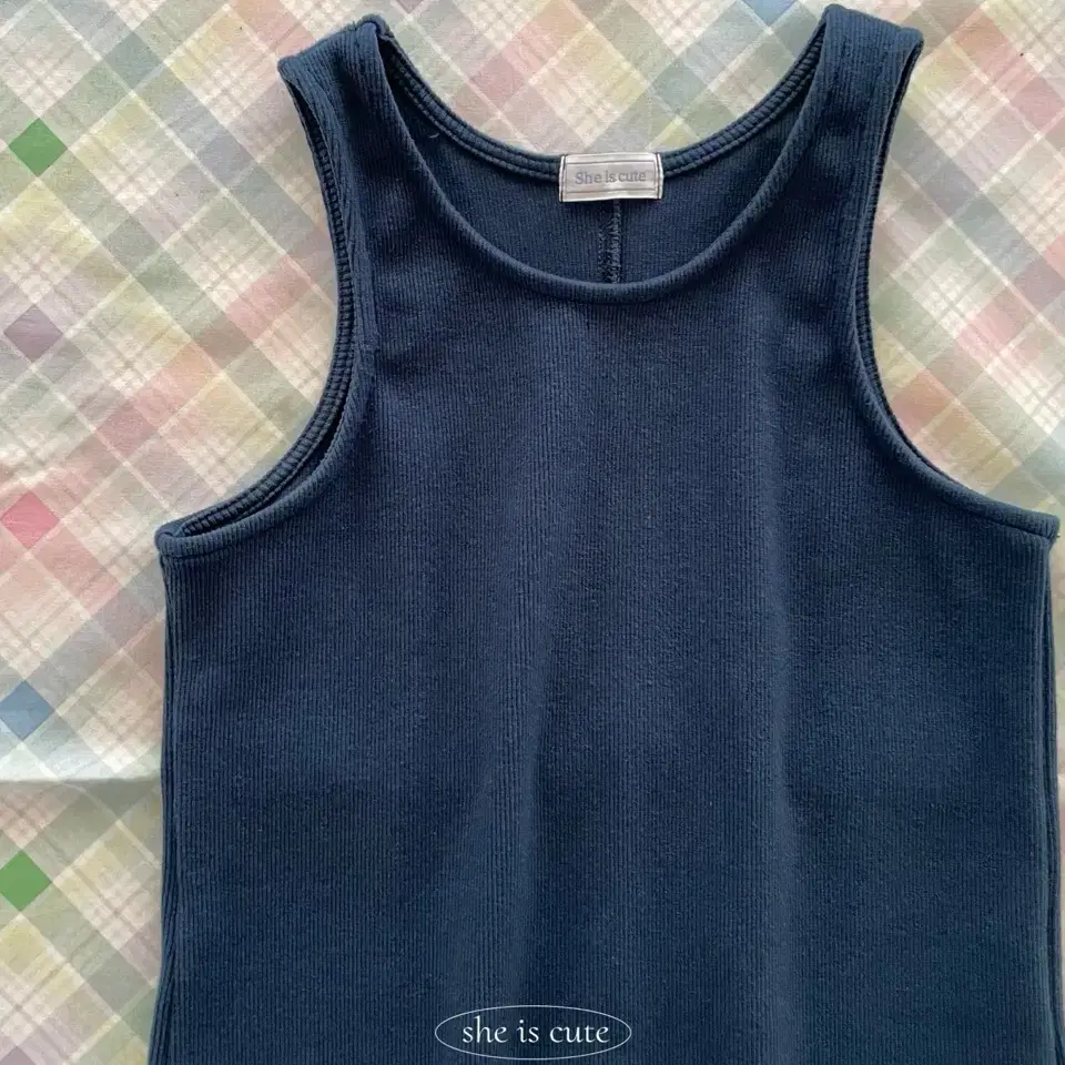 쉬이즈큐트 Ringo Tank Top