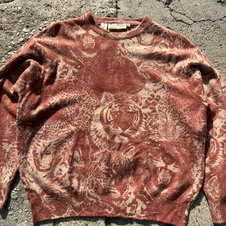 KRIZIA ITALY MADE TIGER SWEATER 빈티지스웨터