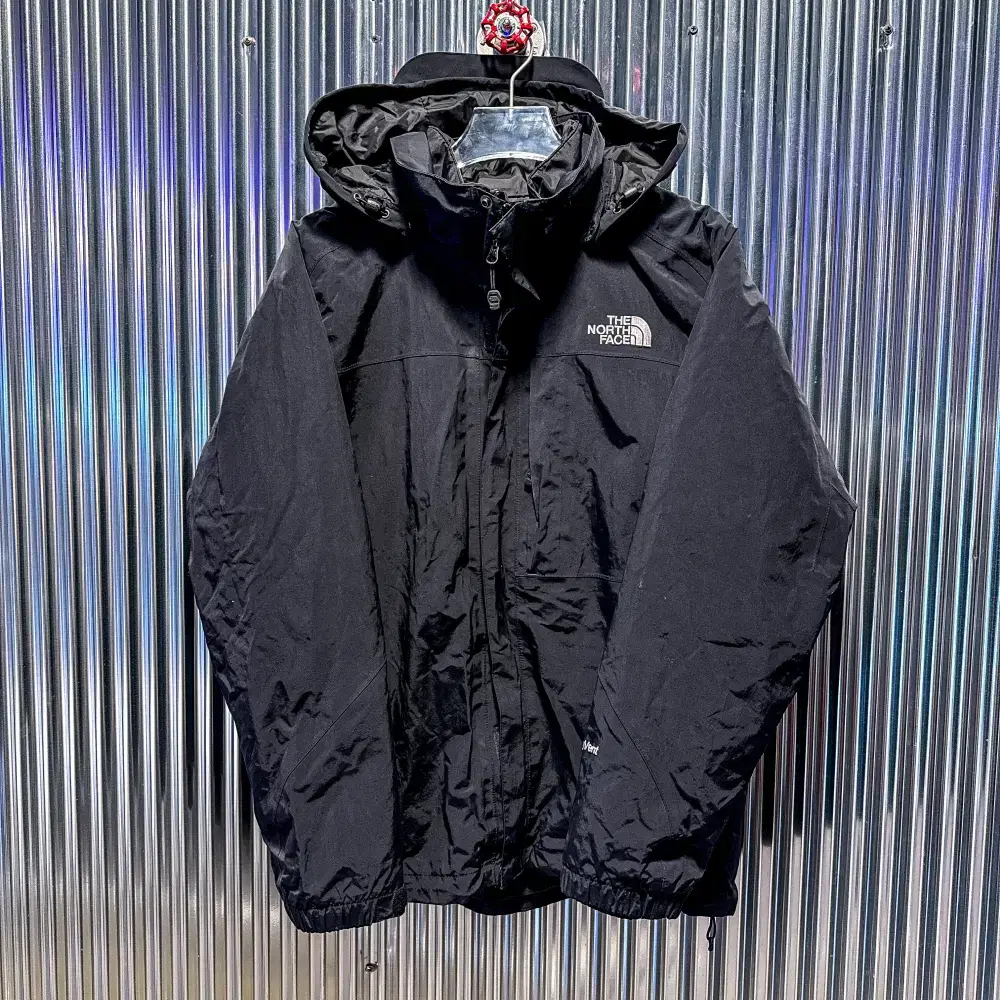 The North Face Lightweight Hi-Vent Windproof Jacket (Domestic L) CD989