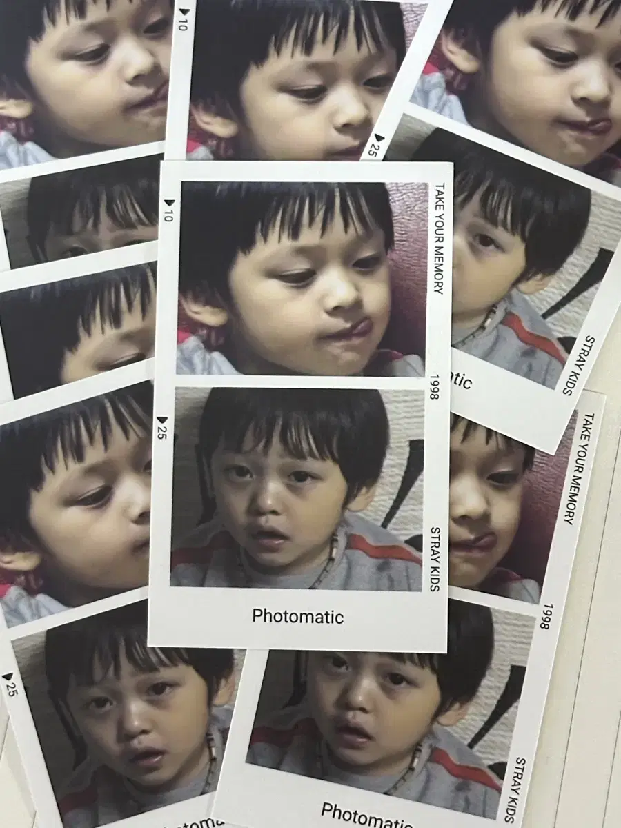 Skz lee know Photomatic as a kid