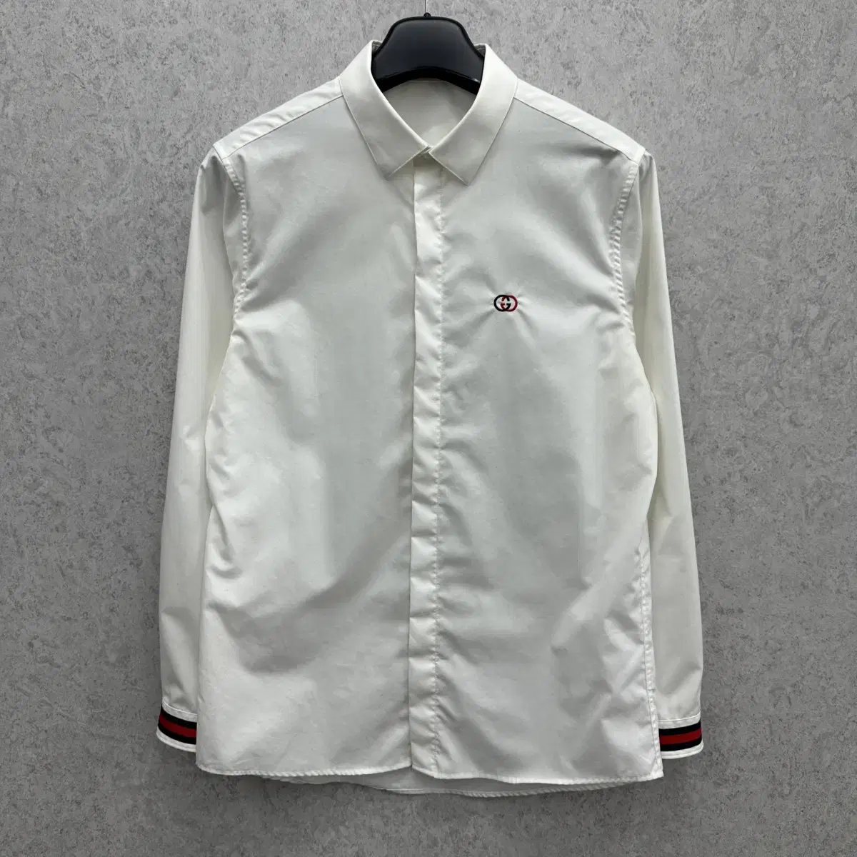 95 Men's Hidden Button Point Shirt