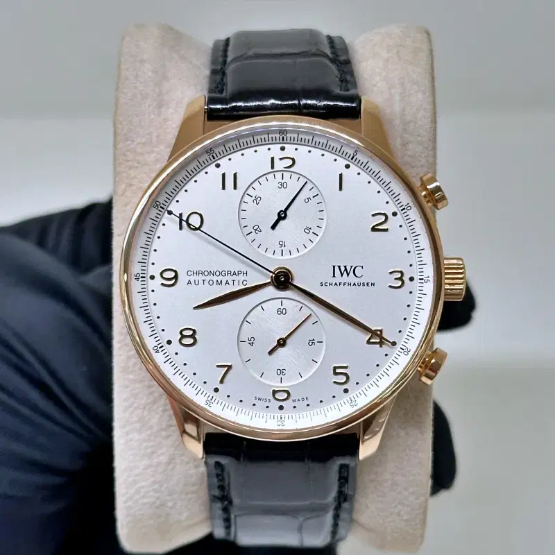 IWC 최신형 포르투기저 크로노그래프 41mm 로즈골드 금통 IW3716