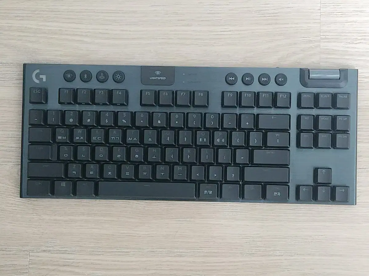 로지텍 G913 TKL 클리키 + 키보드루프