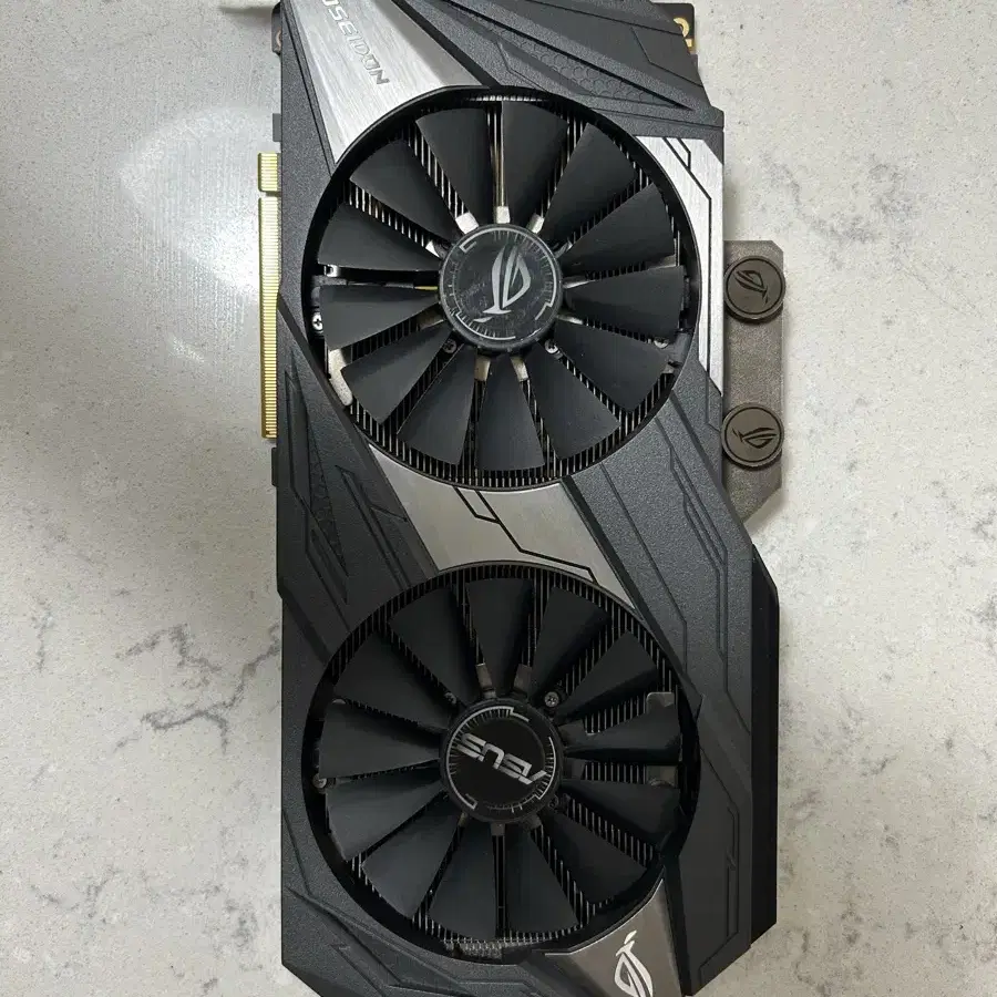 Asus 1080ti Poseidon 수냉 공량 겸용 팝니다