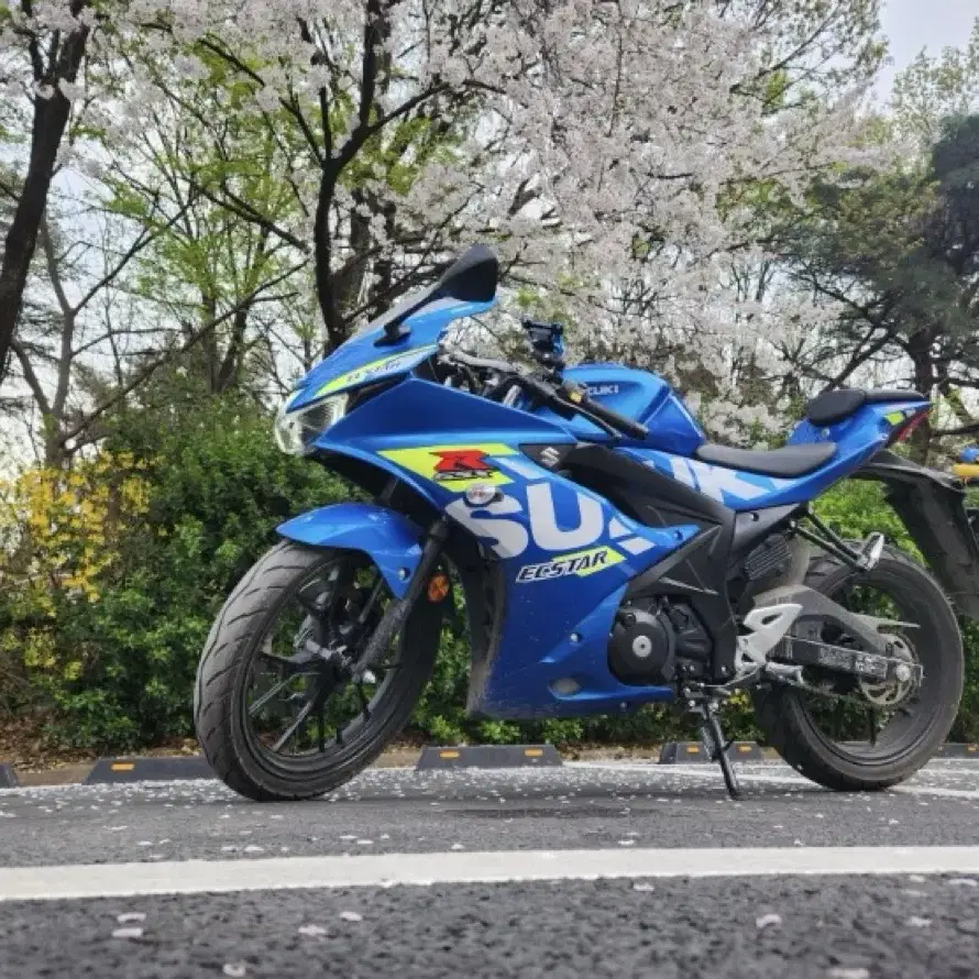 gsx r125