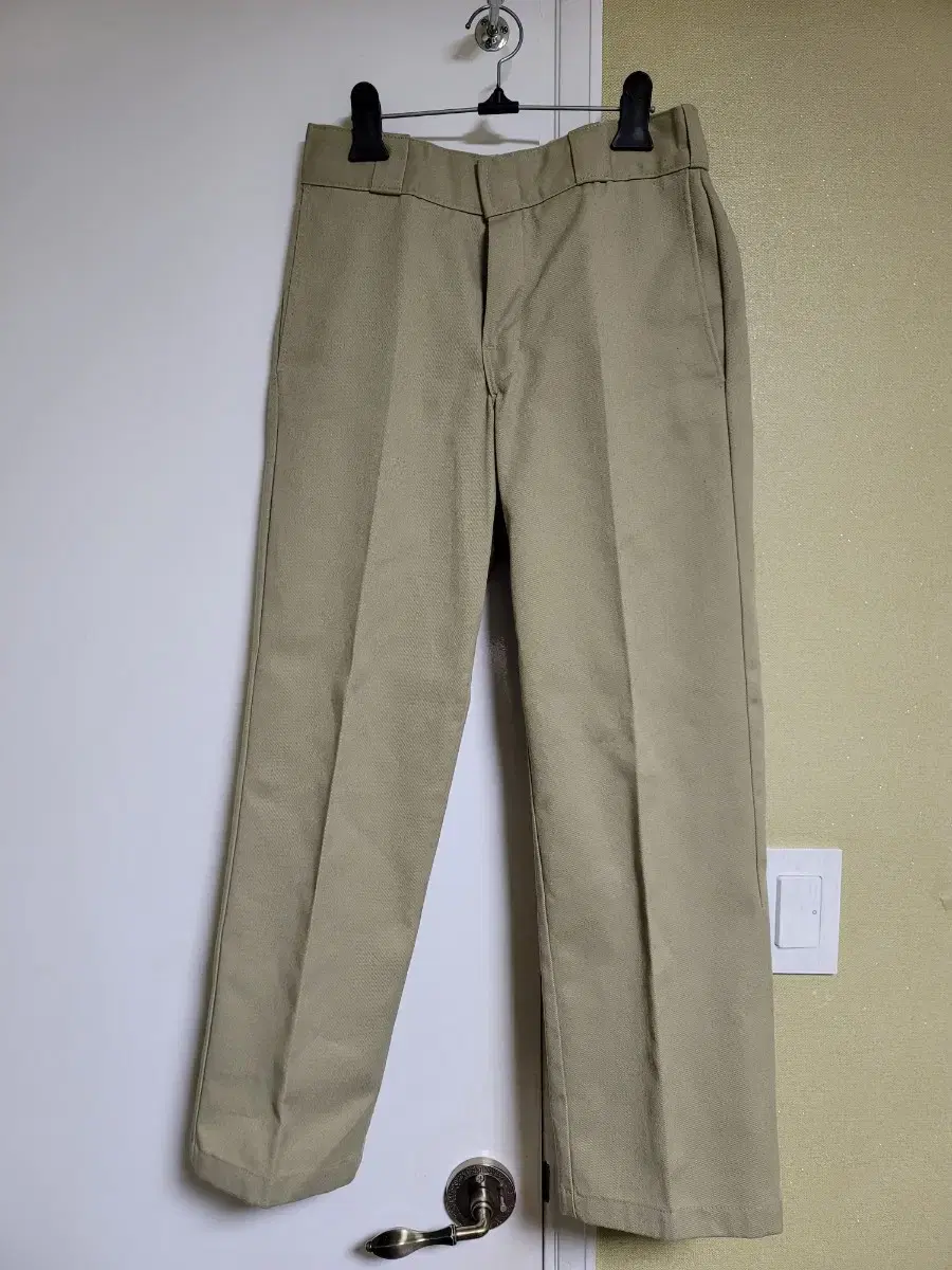 Dickies 874 Size 28 Beige Khaki